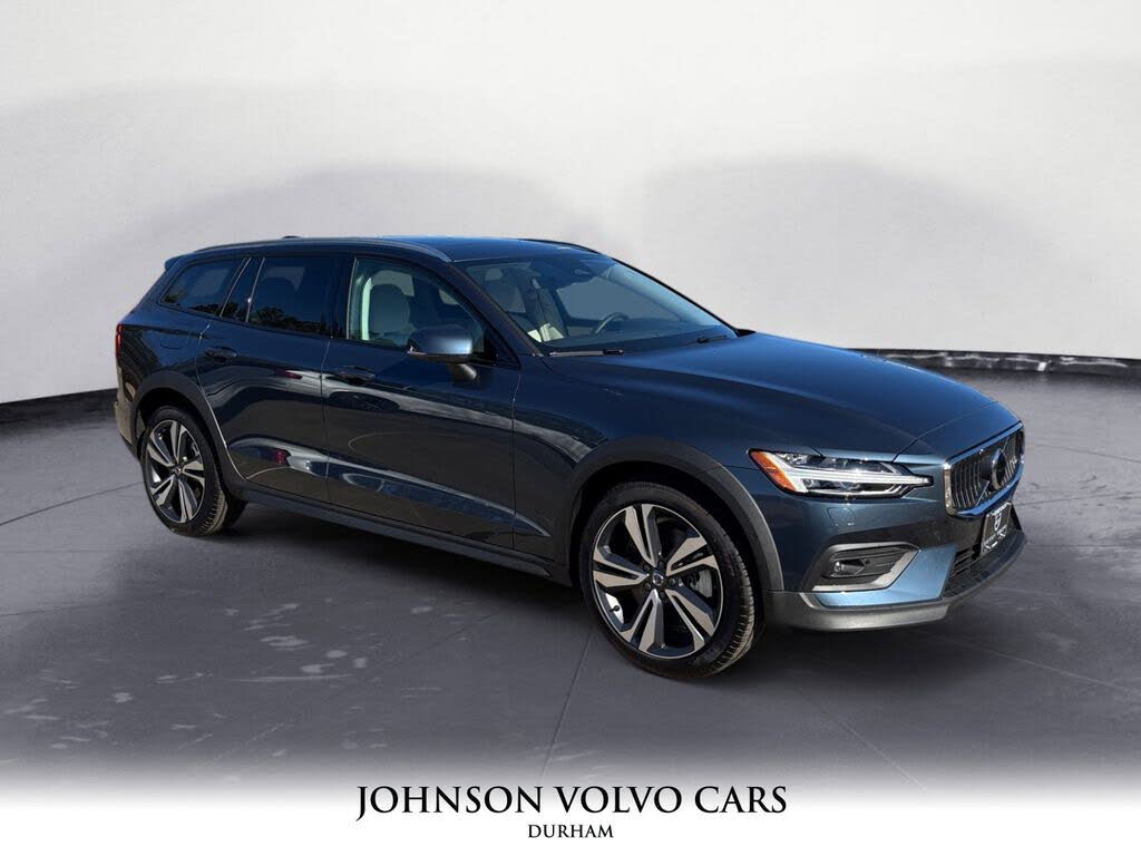 2026 Volvo V60 Cross Country B5 Plus AWD