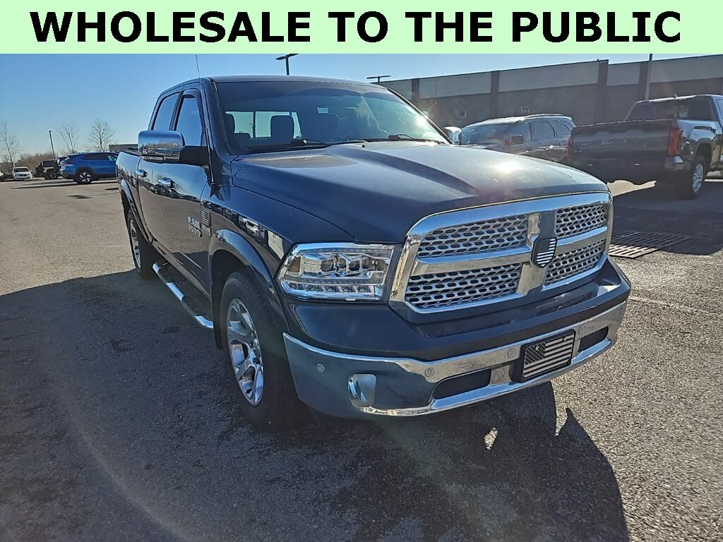 2016 RAM 1500 Laramie Crew Cab 4WD