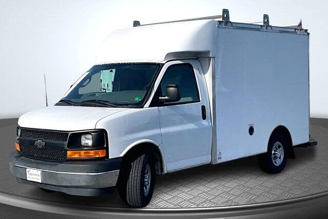 2017 Chevrolet Express Chassis 3500 139 Cutaway RWD