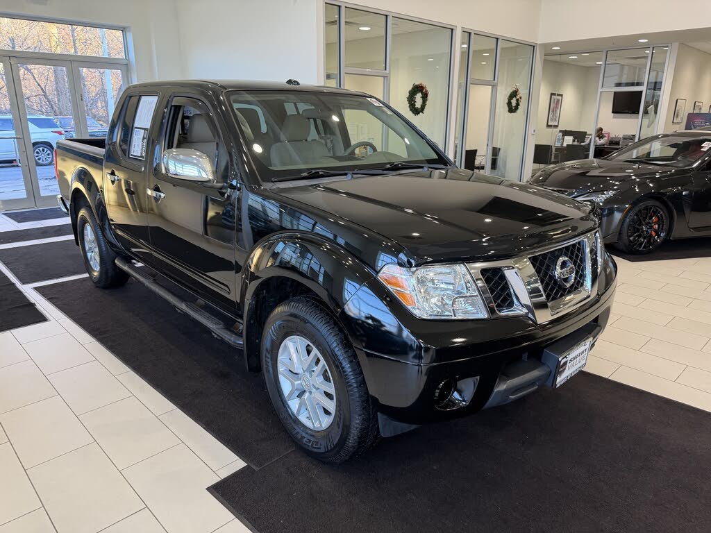 2018 Nissan Frontier SV V6 Crew Cab 4WD