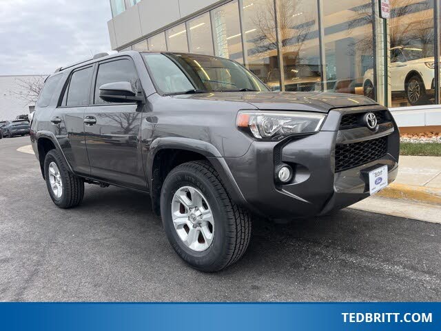 2019 Toyota 4Runner SR5 4WD