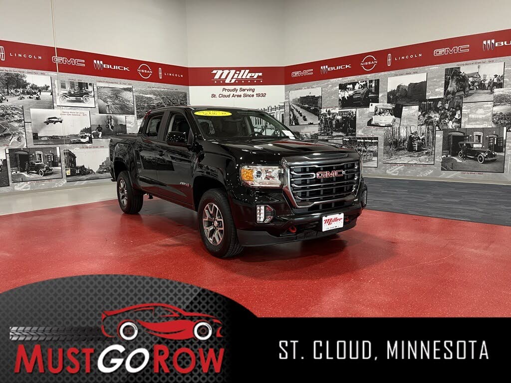 2022 GMC Canyon AT4 Crew Cab 4WD with Cloth
