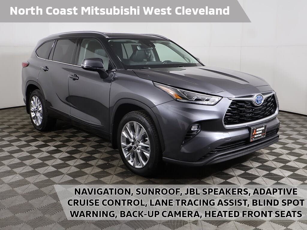 2022 Toyota Highlander Hybrid Limited FWD