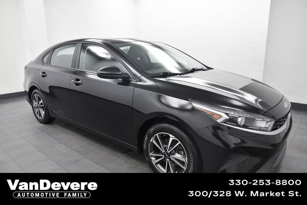 2023 Kia Forte LXS FWD