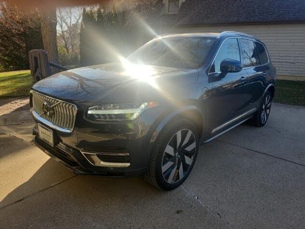 2023 Volvo XC90 Recharge T8 Ultimate Bright Theme 7-Passenger eAWD