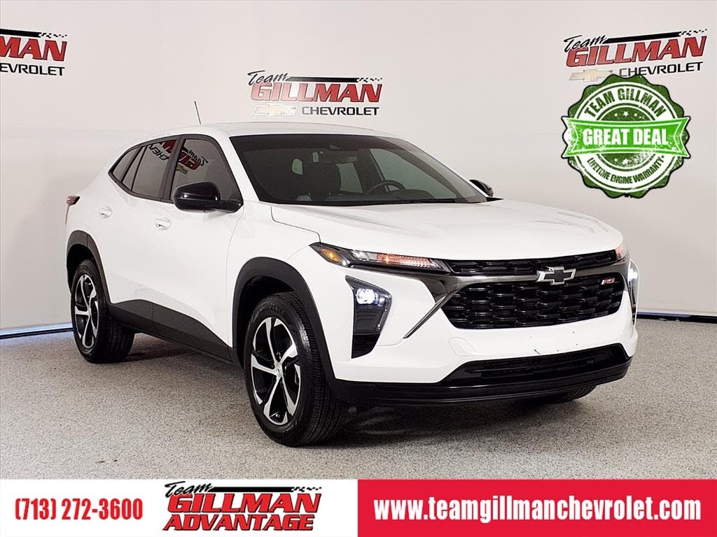 2024 Chevrolet Trax RS with 1RS FWD