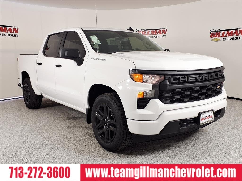 2026 Chevrolet Silverado 1500 Custom Crew Cab RWD