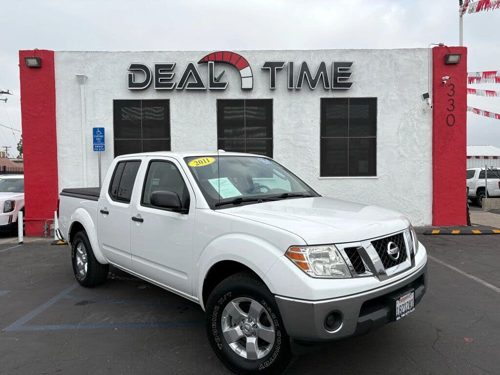 2011 Nissan Frontier SV Crew Cab