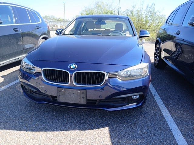 2016 BMW 3 Series 320i Sedan RWD