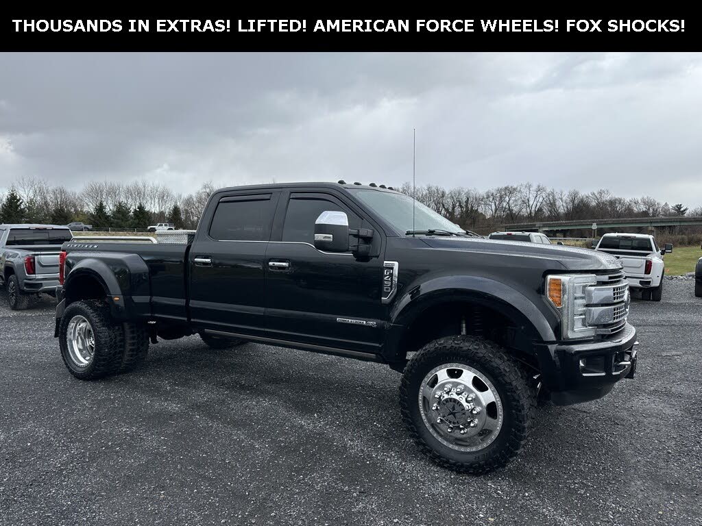 2017 Ford F-450 Super Duty Platinum Crew Cab LB DRW 4WD