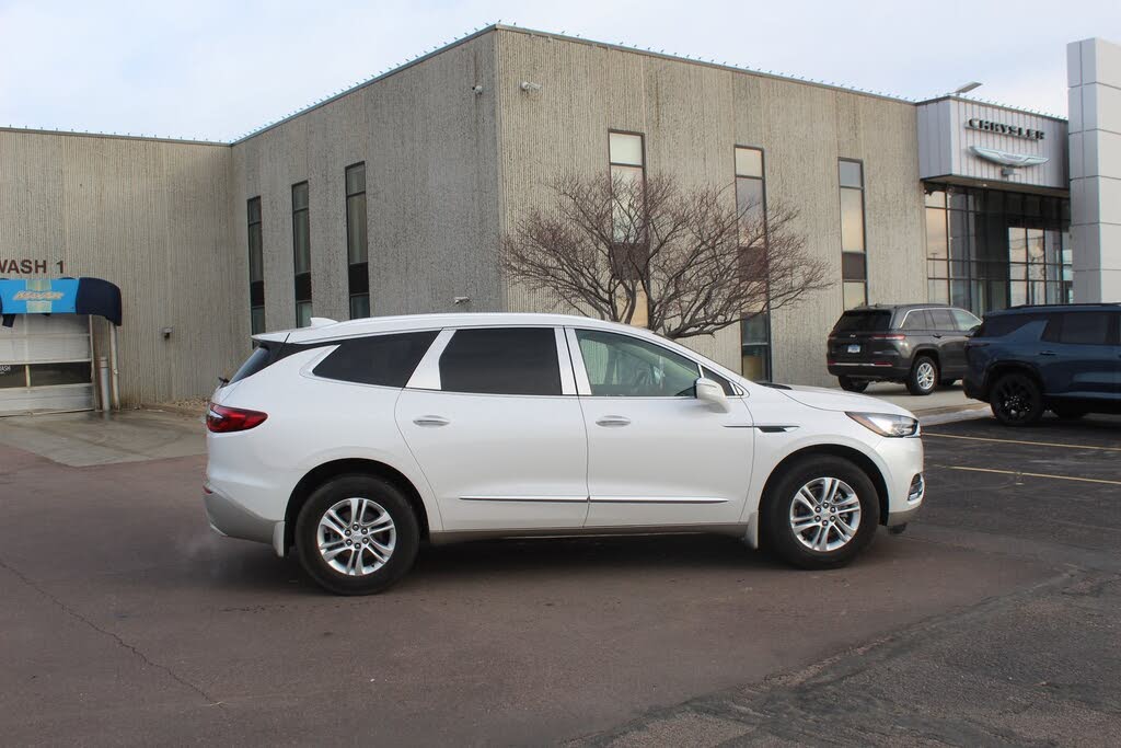 2021 Buick Enclave Essence AWD