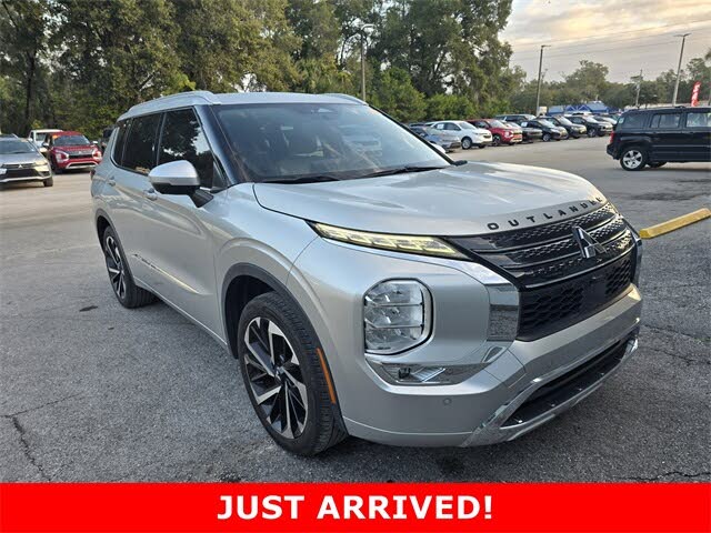 2022 Mitsubishi Outlander SEL FWD