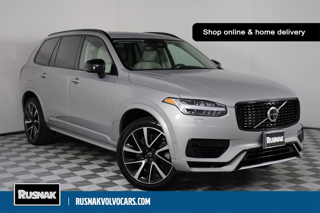2023 Volvo XC90 Recharge T8 Plus Dark Theme eAWD