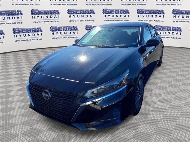 2024 Nissan Altima 2.5 SV FWD