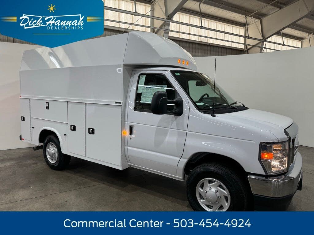2025 Ford E-Series Chassis E-350 SD Cutaway SB DRW RWD