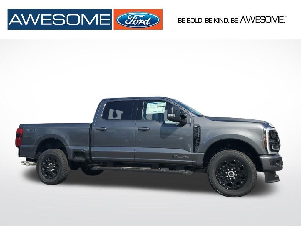 2025 Ford F-250 Super Duty XLT Crew Cab 4WD