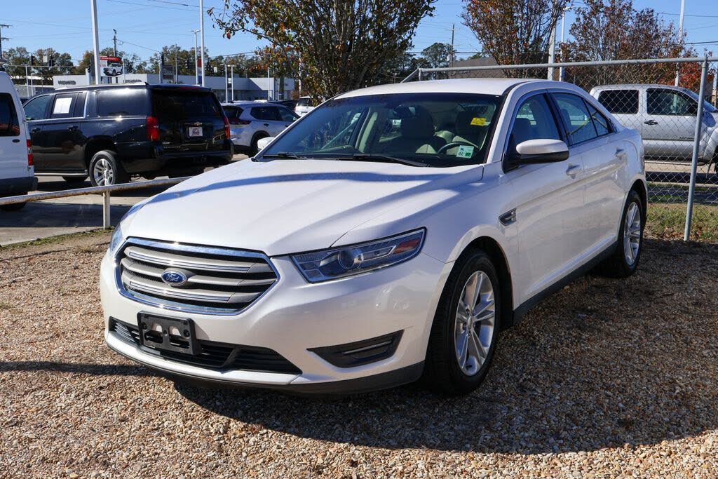 2013 Ford Taurus SEL