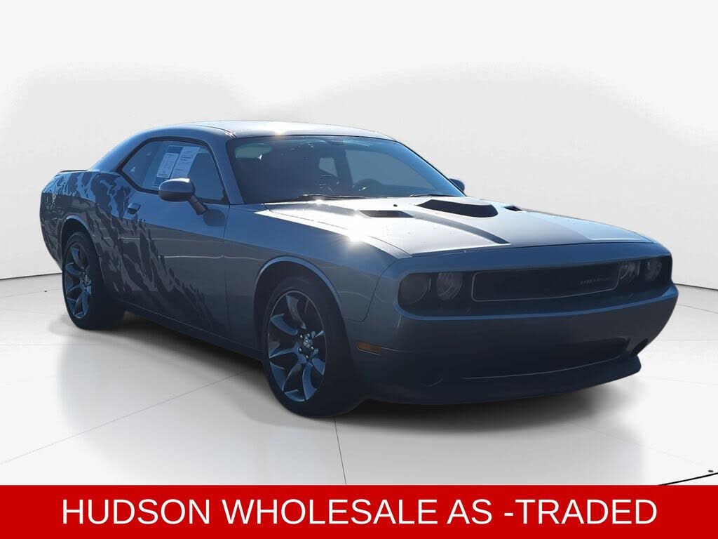 2014 Dodge Challenger SXT RWD