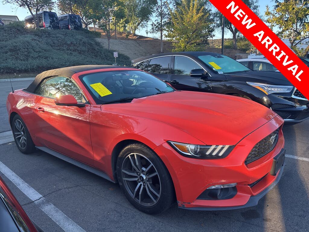 2016 Ford Mustang EcoBoost Premium Convertible RWD