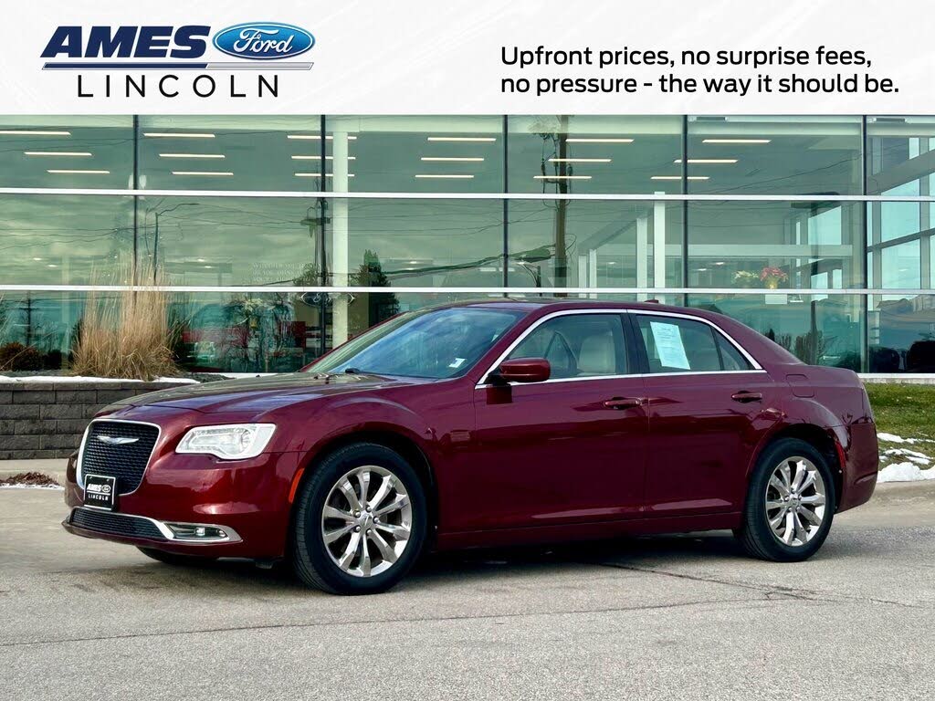 2017 Chrysler 300 Limited AWD