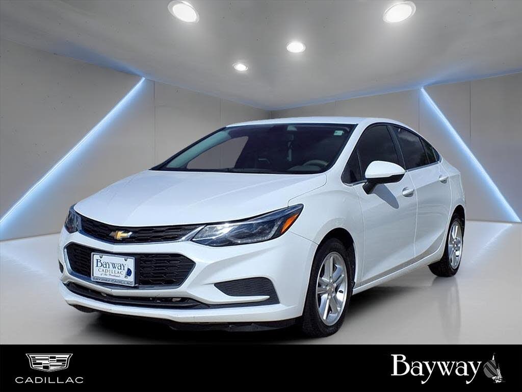 2018 Chevrolet Cruze LT Sedan FWD