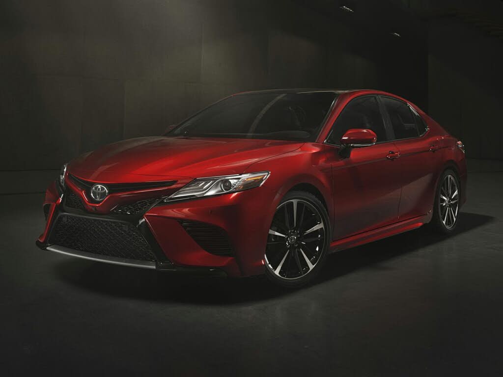2019 Toyota Camry SE FWD