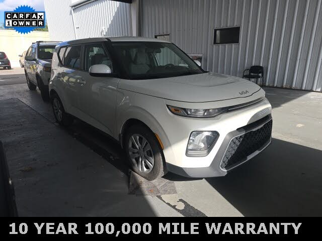 2022 Kia Soul LX FWD