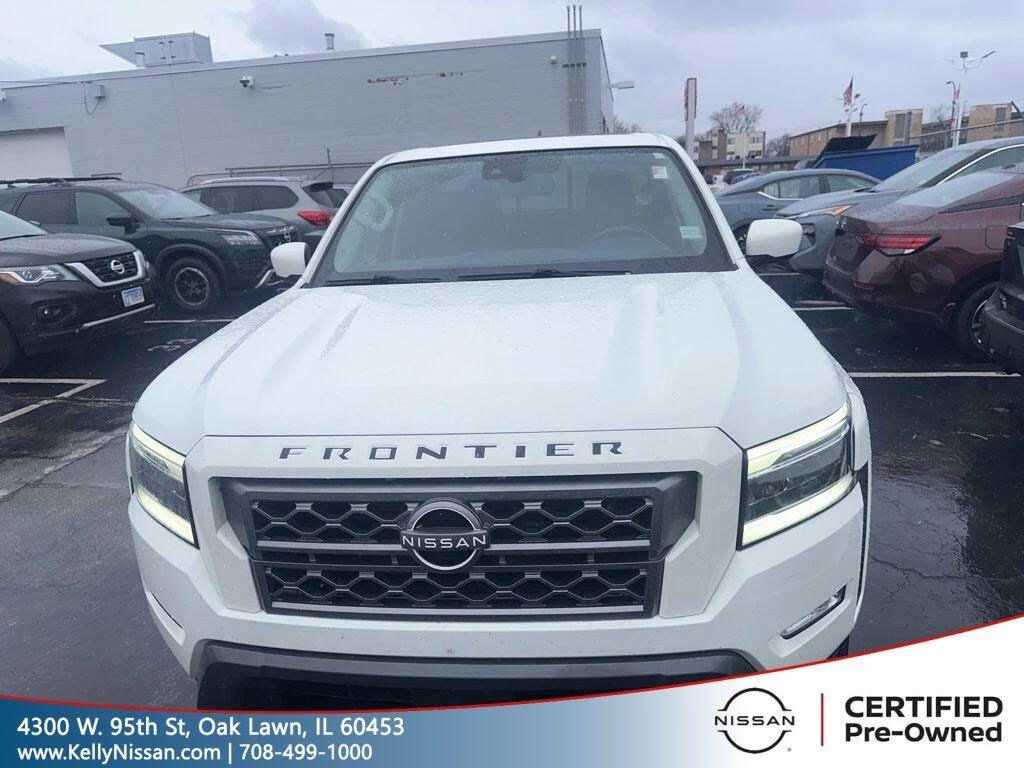 2022 Nissan Frontier SV Crew Cab 4WD