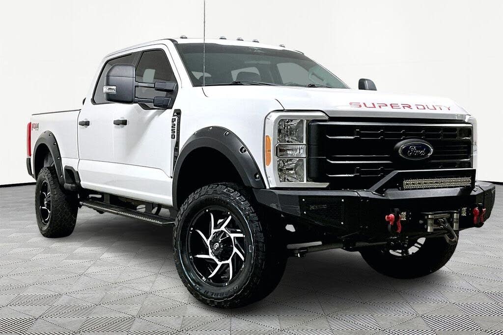 2023 Ford F-250 Super Duty XL Crew Cab 4WD