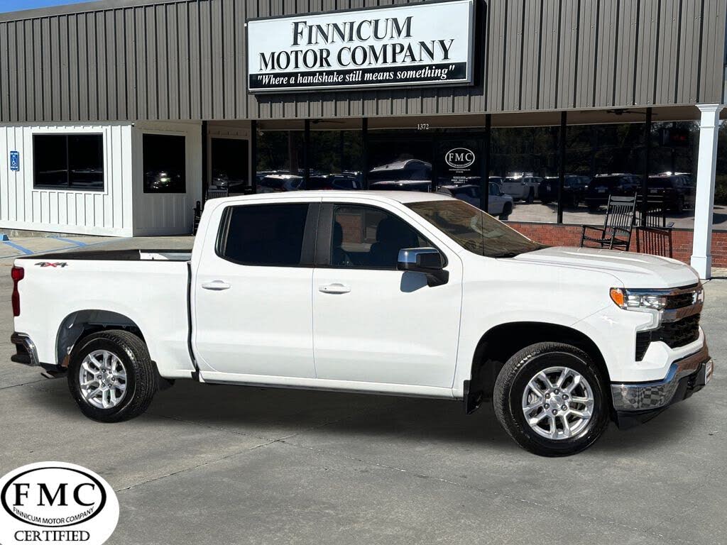 2024 Chevrolet Silverado 1500 LT Crew Cab 4WD