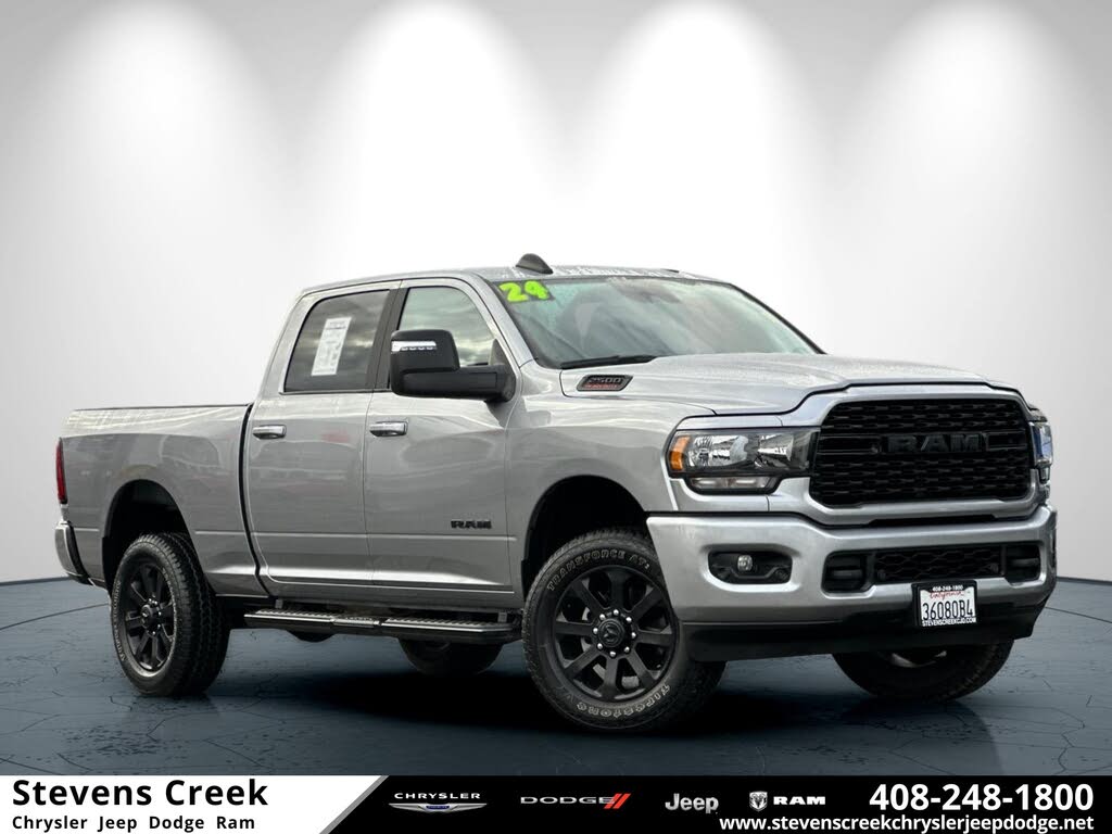 2024 RAM 2500 Big Horn Crew Cab 4WD