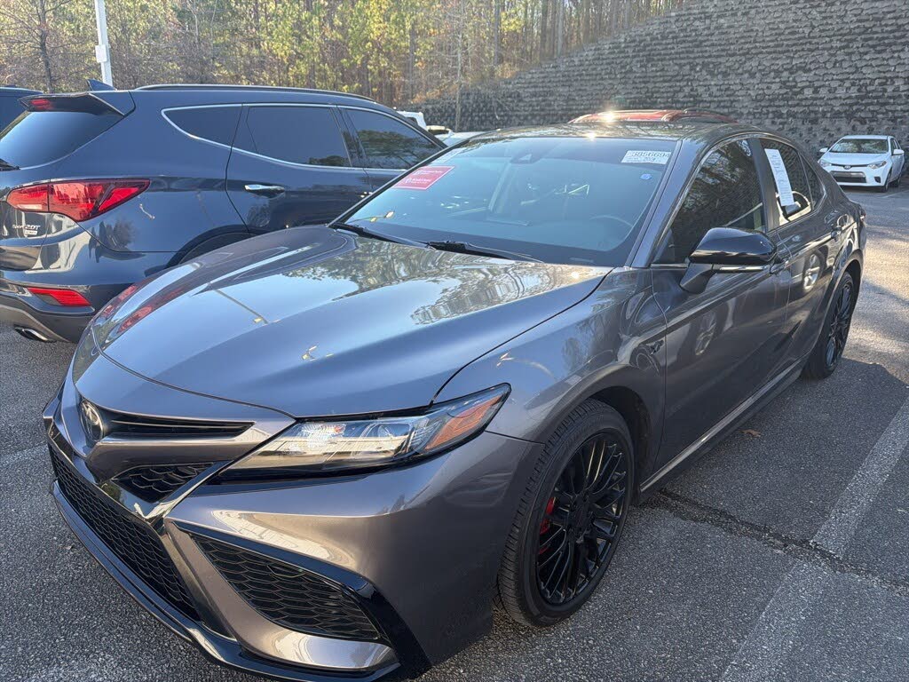 2024 Toyota Camry SE FWD