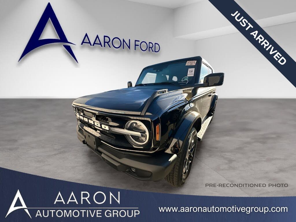 2025 Ford Bronco Outer Banks 4-Door 4WD