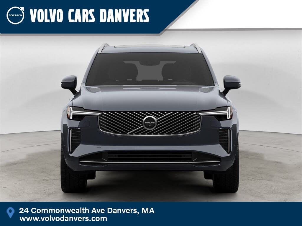 2025 Volvo XC90 B5 Plus Bright Theme 7-Passenger AWD