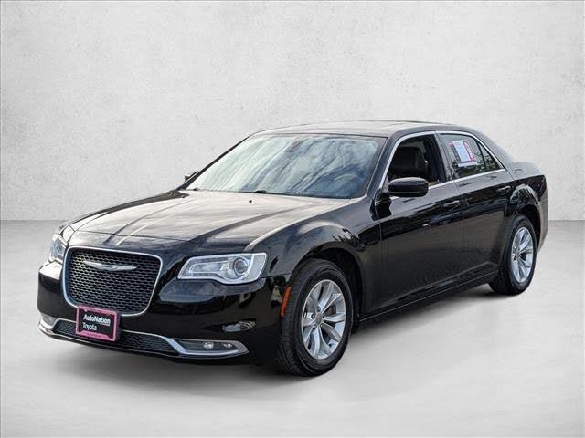 2016 Chrysler 300 Limited Anniversary RWD