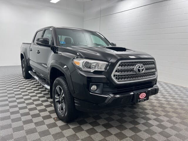 2017 Toyota Tacoma TRD Sport V6 Double Cab LB 4WD