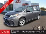 Toyota Sienna LE 7-Passenger FWD with Auto-Access Seat