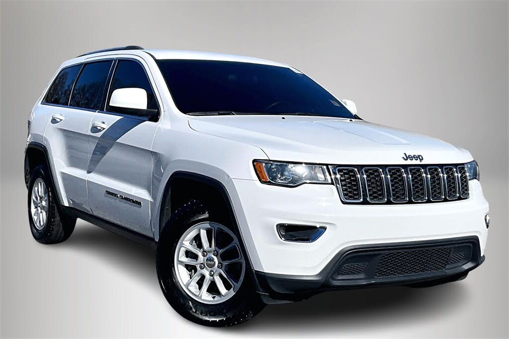 2020 Jeep Grand Cherokee Laredo E RWD