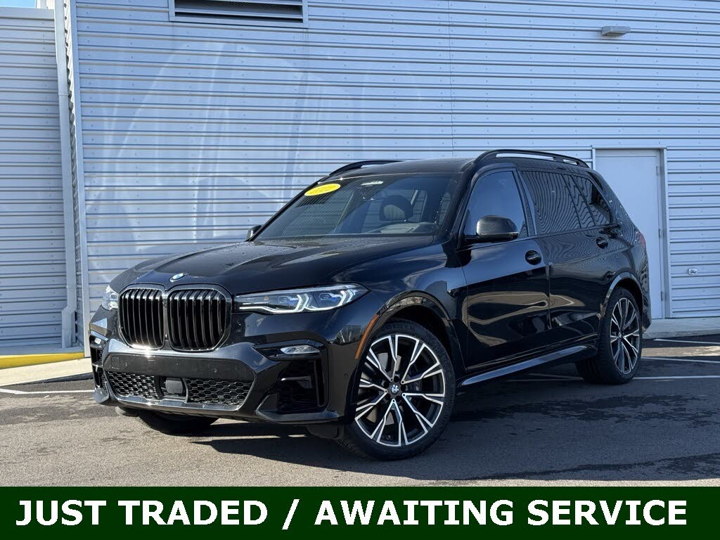 2022 BMW X7 M50i AWD