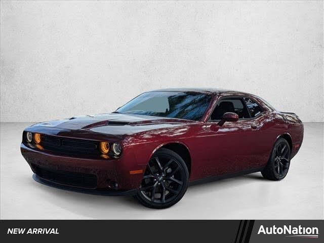 2022 Dodge Challenger SXT RWD