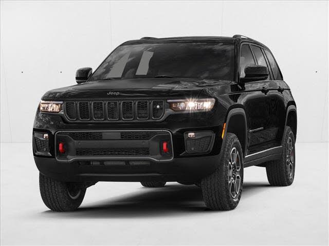 2022 Jeep Grand Cherokee Laredo 4WD