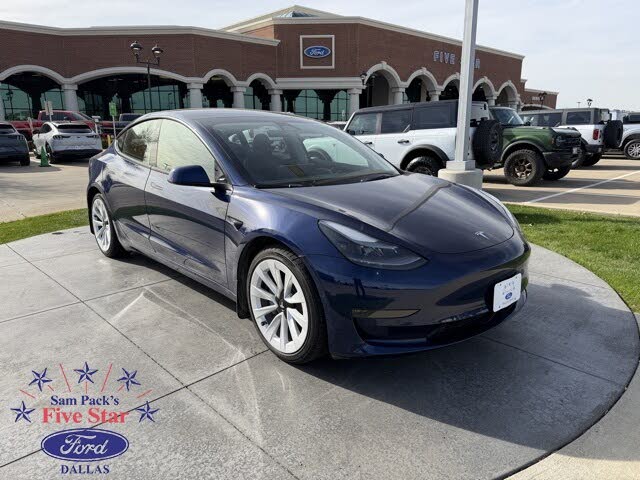 2022 Tesla Model 3 Long Range AWD