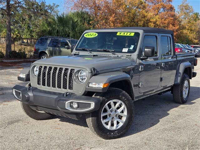 2023 Jeep Gladiator Sport Crew Cab 4WD