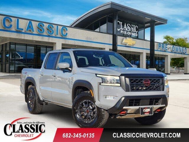 2023 Nissan Frontier PRO-4X Crew Cab 4WD