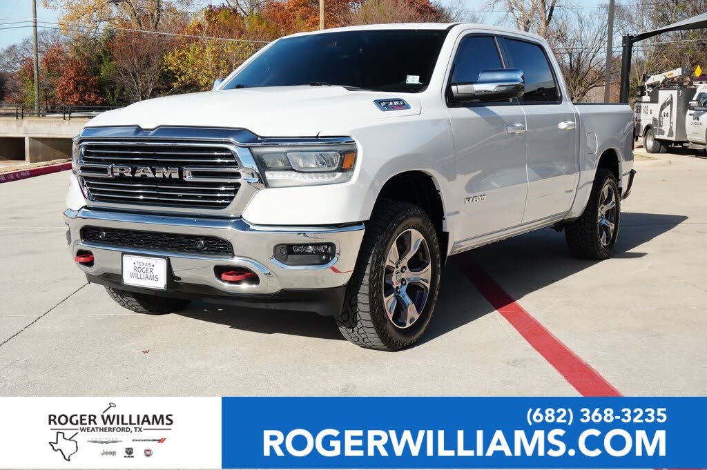2023 RAM 1500 Laramie Crew Cab 4WD