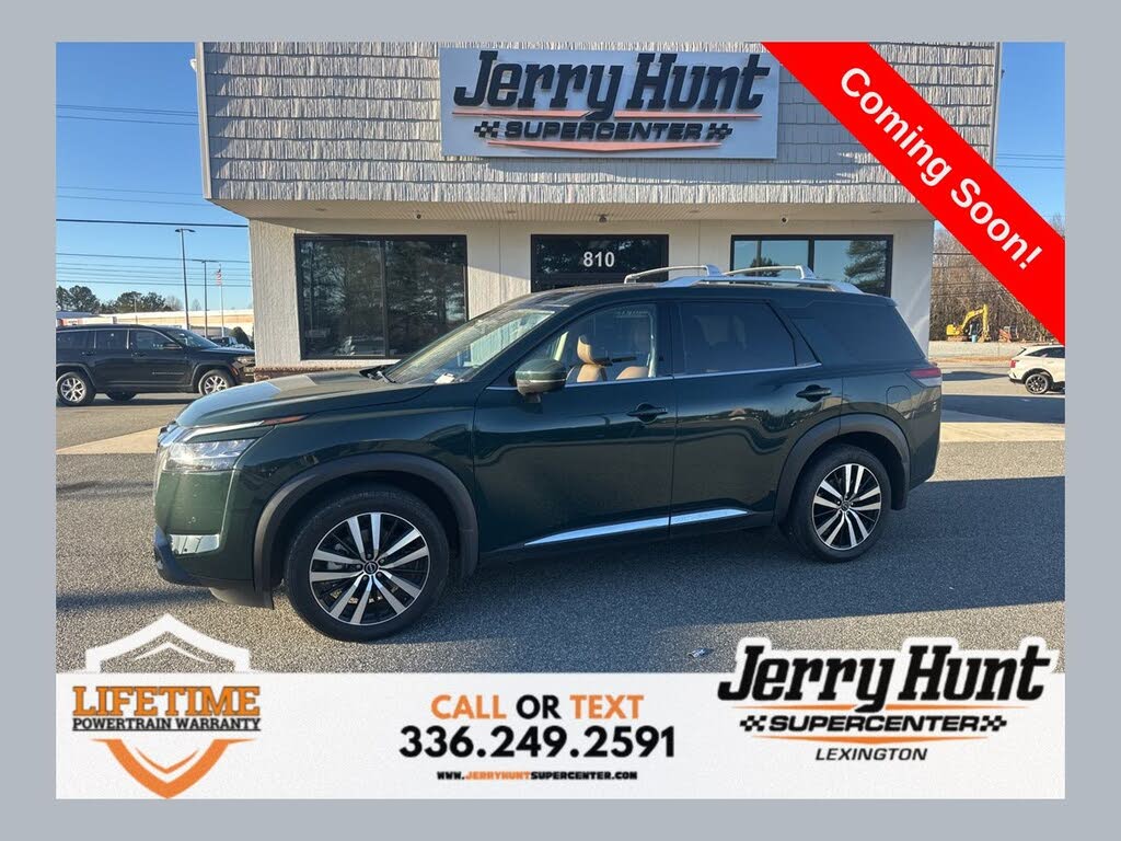 2024 Nissan Pathfinder Platinum FWD