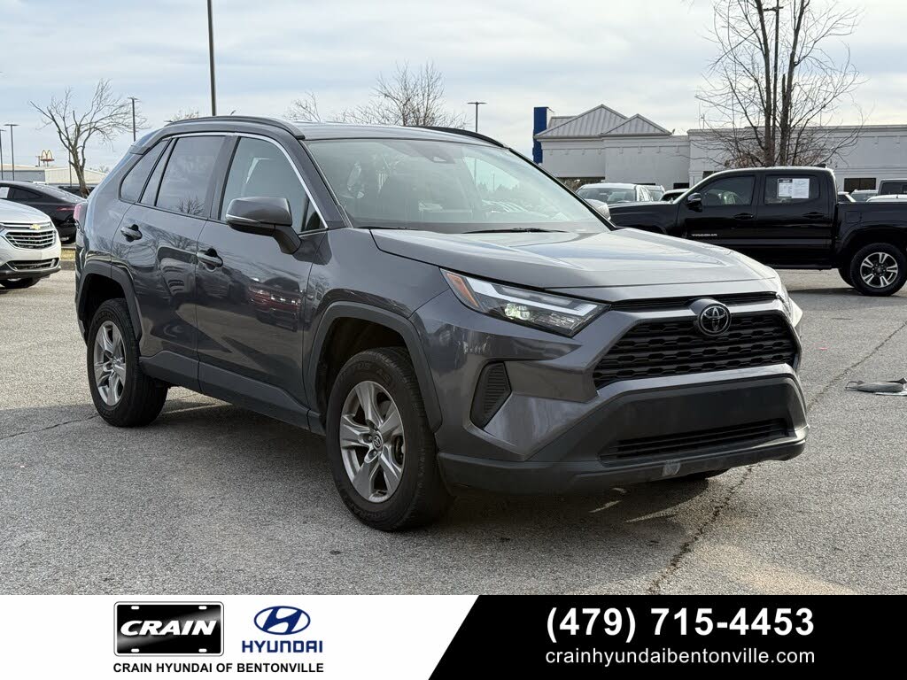 2024 Toyota RAV4 XLE FWD