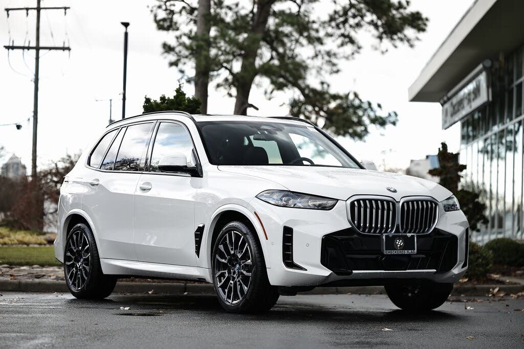 2025 BMW X5 xDrive50e AWD