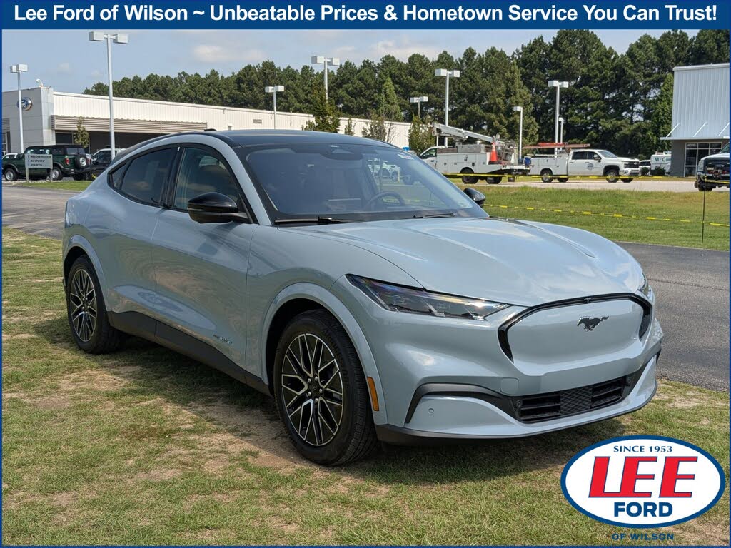 2025 Ford Mustang Mach-E Premium RWD