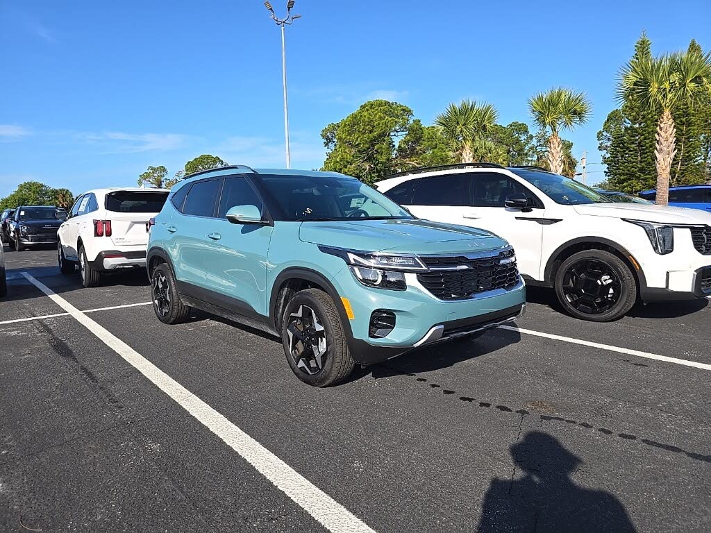 2025 Kia Seltos EX AWD
